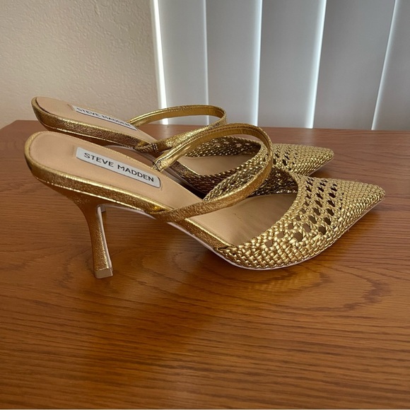 Steve Madden Brinley Woven Mule Heels Gold Metallic Size 10 - Picture 1 of 16